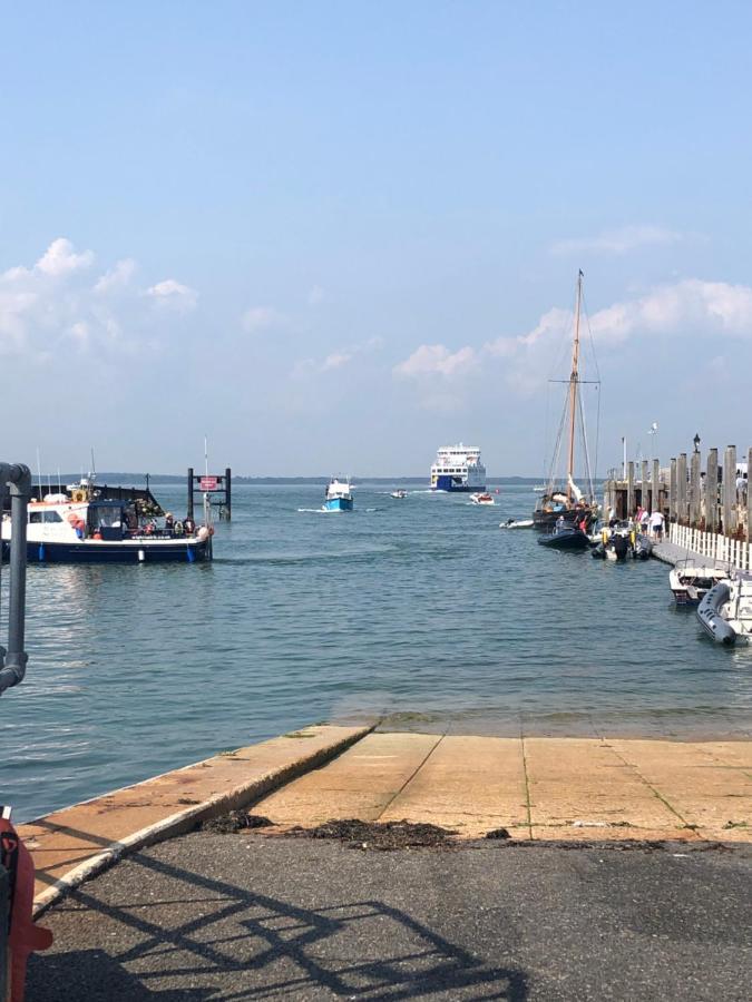 Quayside Close Holiday Apartments Poole Eksteriør billede